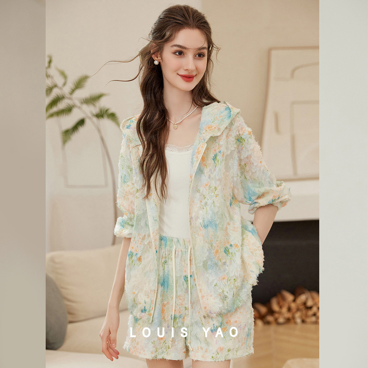 ชุดเซ็ตผู้หญิง LOUIS YAO รุ่นป - Shorts บทวิจารณ์และราคา